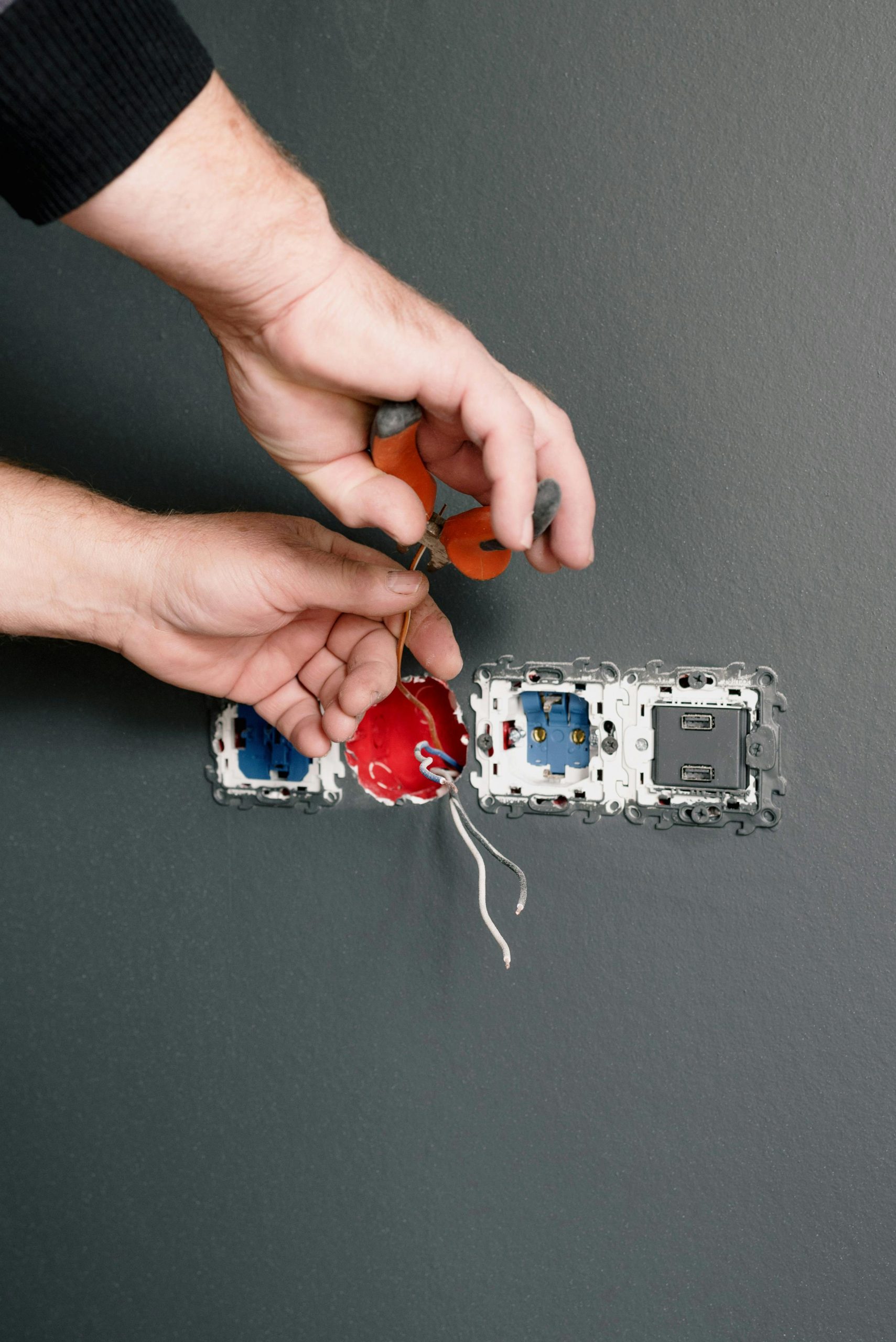 SEN electrical wiring new power points for a home renovation project.
